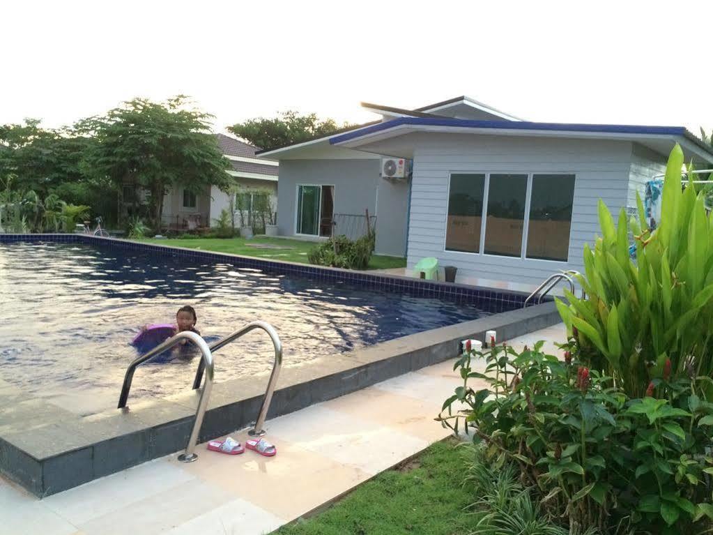 Nadee Resort Udonthani Kültér fotó