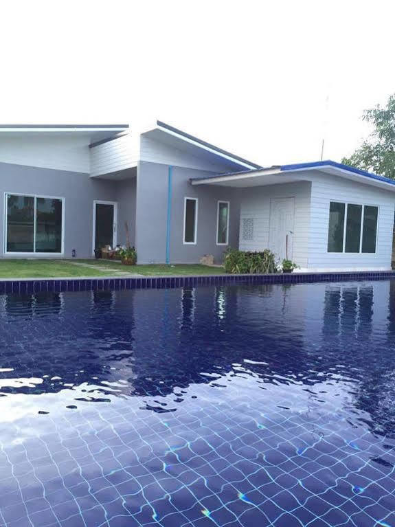 Nadee Resort Udonthani Kültér fotó