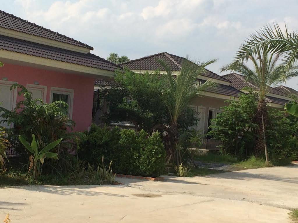 Nadee Resort Udonthani Kültér fotó