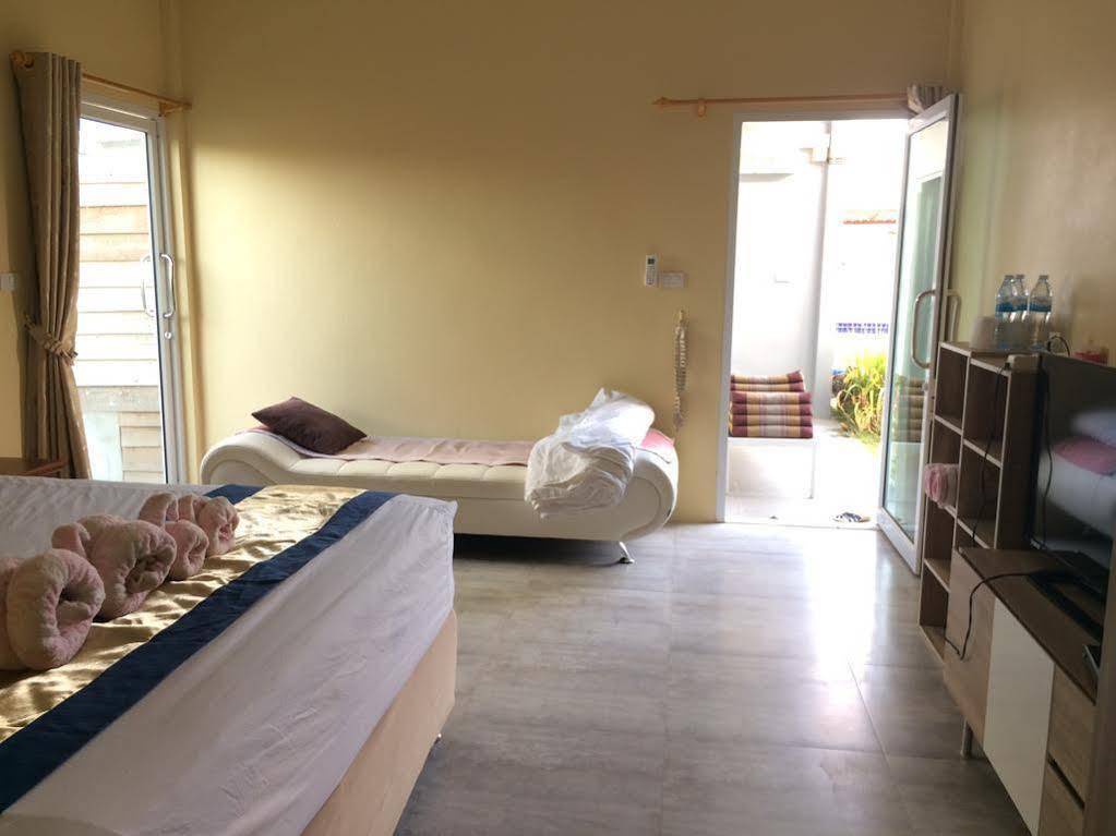 Nadee Resort Udonthani Kültér fotó
