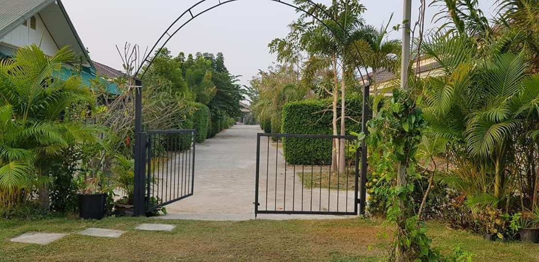 Nadee Resort Udonthani Kültér fotó